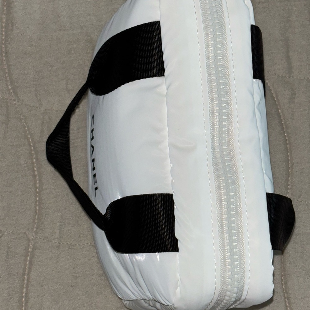 Chanel White Cosmetic Bag - Picture 3 of 6